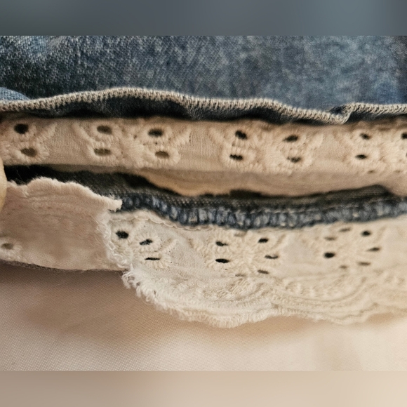 Disney Girls Blue Jean Skirt With Built In Shorts Princess Castle Design Size 6 - Picture 5 of 10